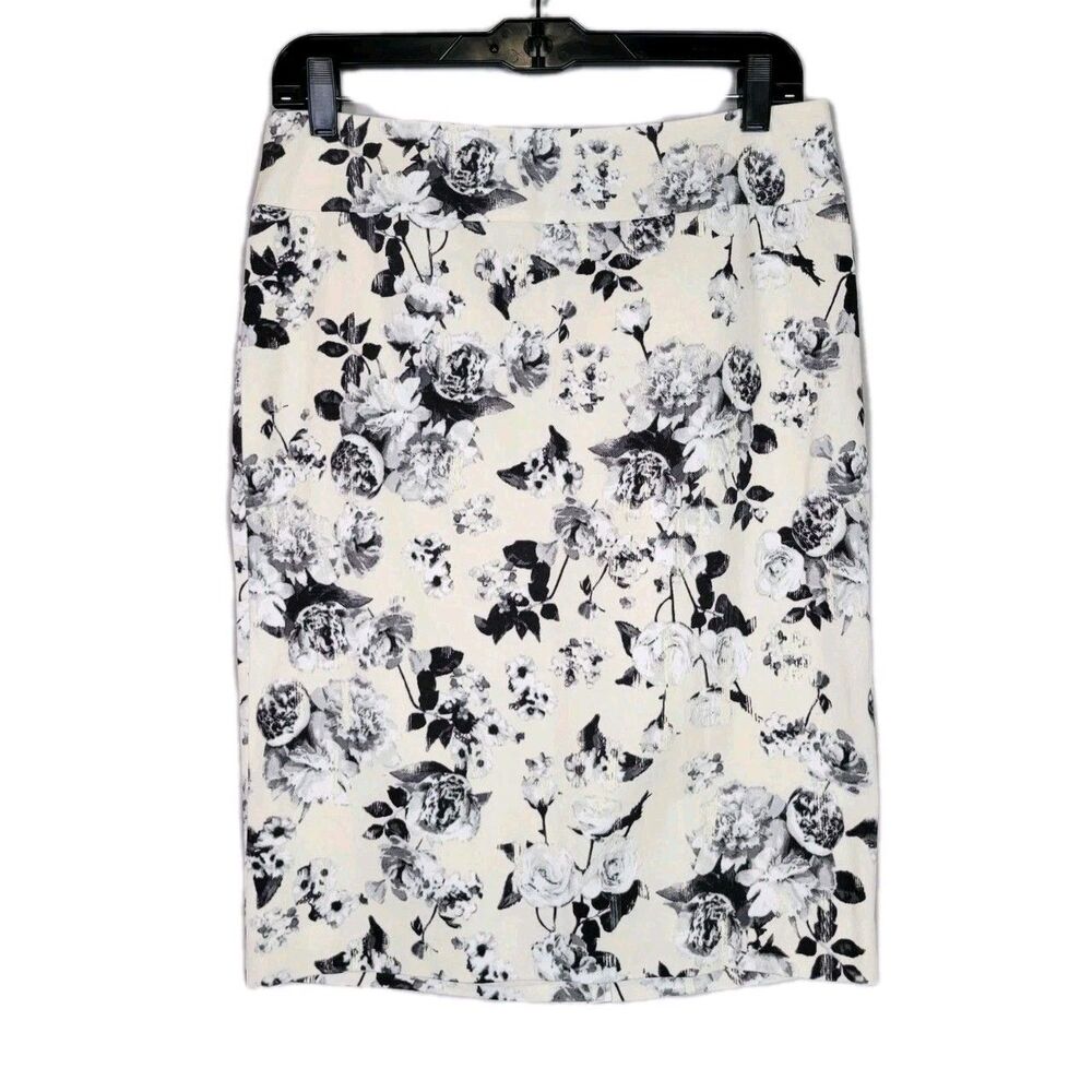 NWT Lord & Taylor 424 Fifth Floral Pencil Skirt Womens 6 Petite Career Occasion